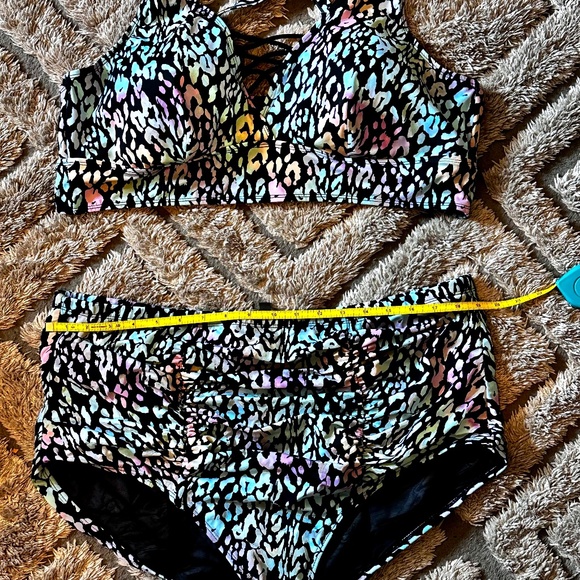 Torrid leopard print pink and blue 3x super cute swim set - Picture 1 of 11